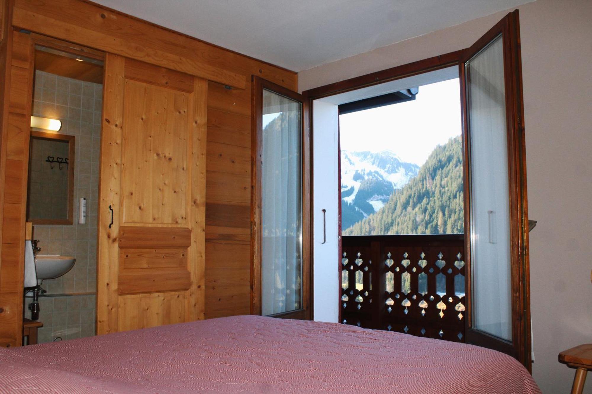 Le Roitelet Hotel Châtel Eksteriør billede