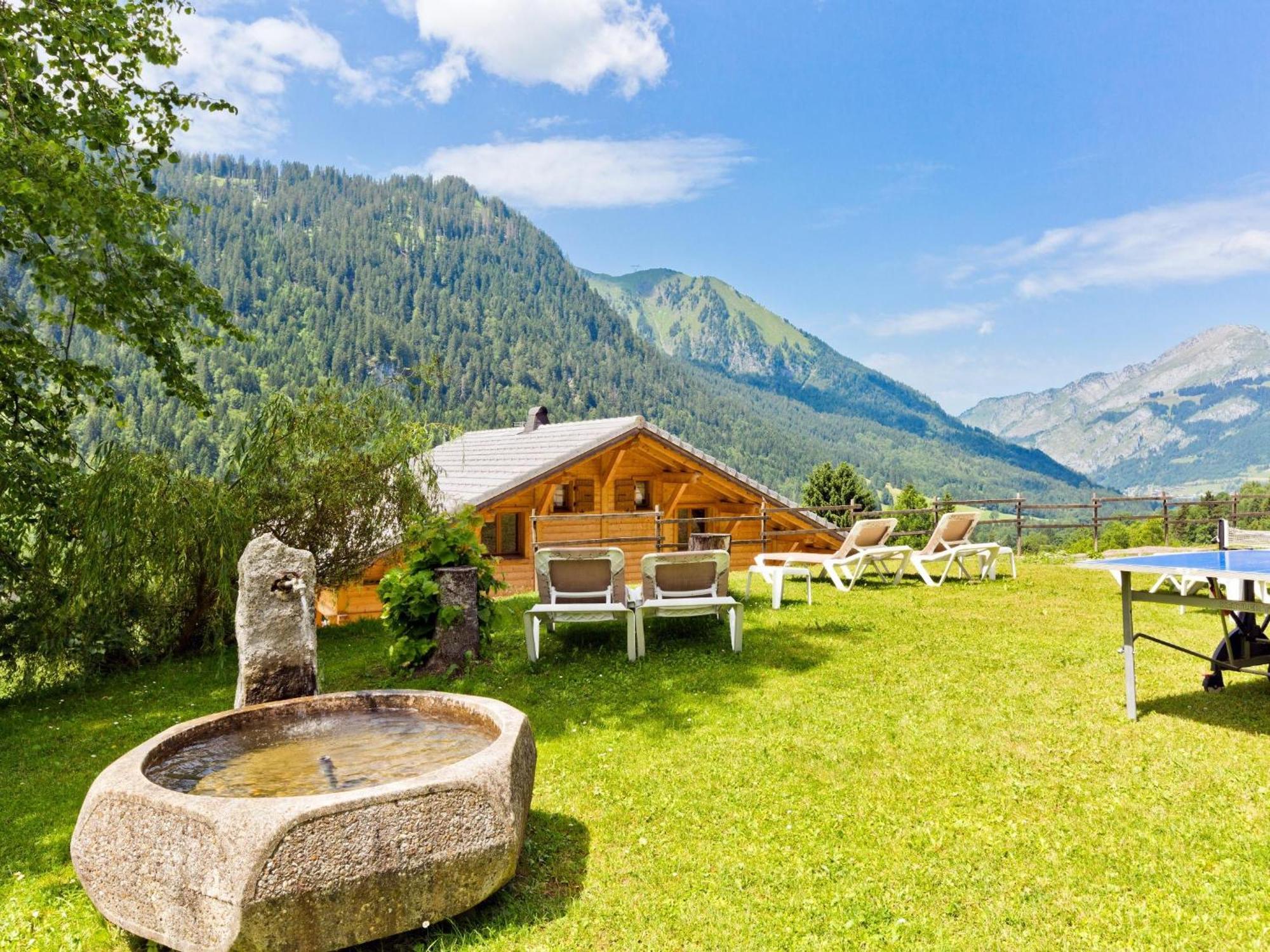 Le Roitelet Hotel Châtel Eksteriør billede