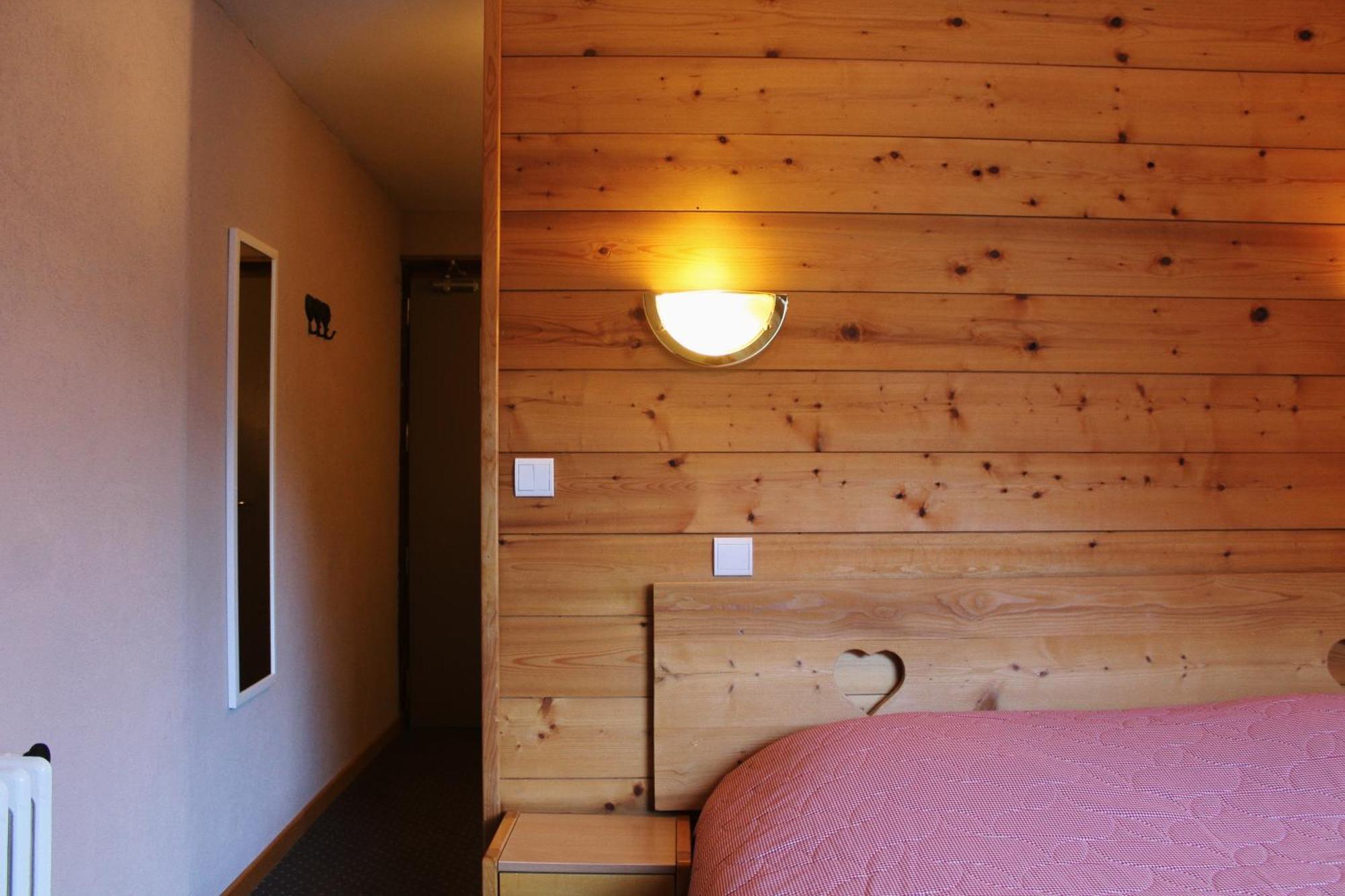 Le Roitelet Hotel Châtel Eksteriør billede