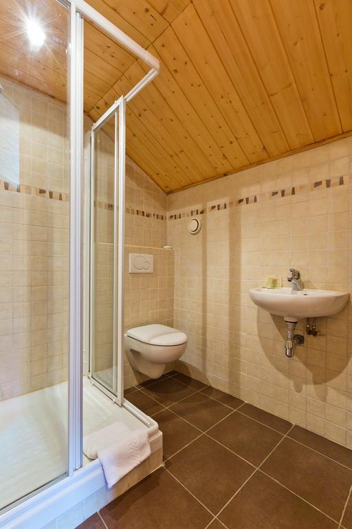 Le Roitelet Hotel Châtel Eksteriør billede