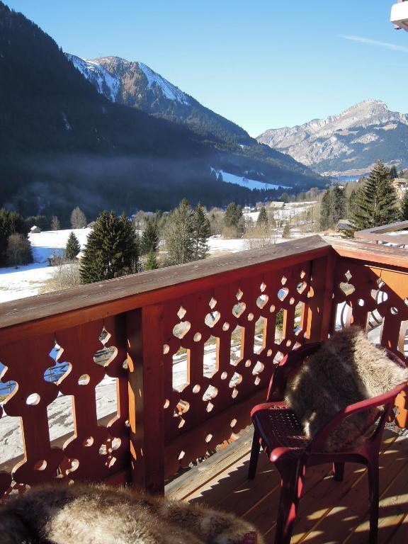 Le Roitelet Hotel Châtel Værelse billede